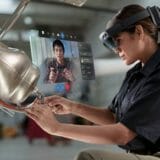 マイクロソフト『HoloLens2』を販売開始。法人向けMRヘッドセット